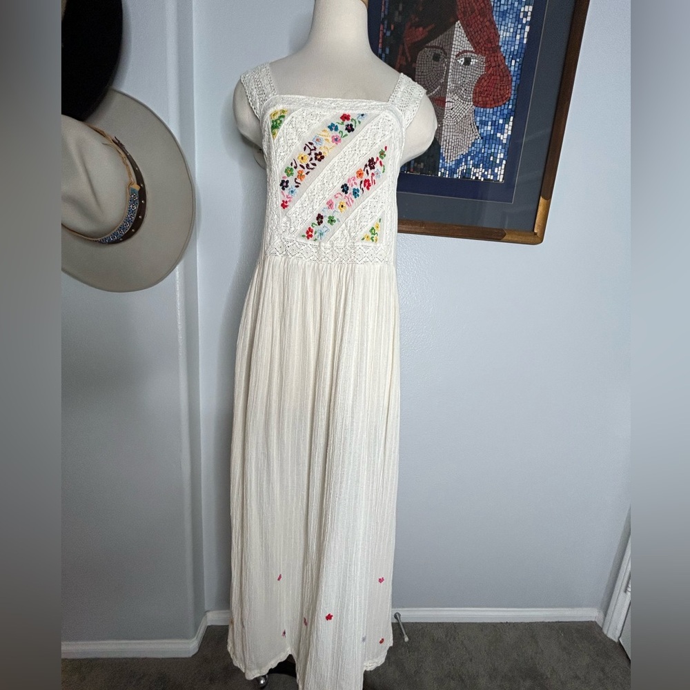 Embroidered Dress - Picture 3 of 13